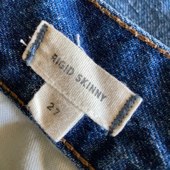 Madewell• Rigid High-Rise Skinny Jeans - Picture 9 of 16